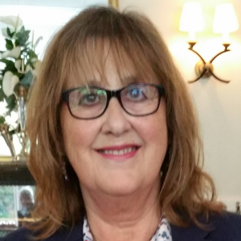 Fiona Akpinar